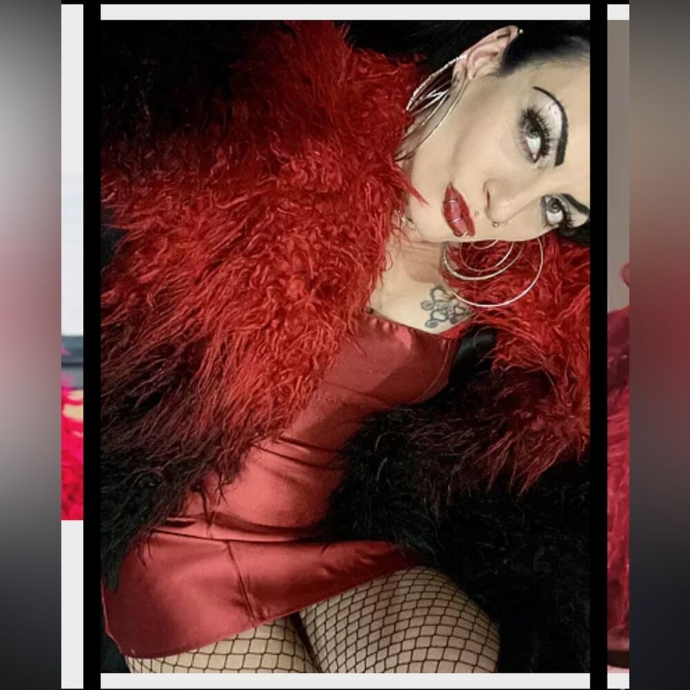 Ombré red black shag jacket - Picture 11 of 12